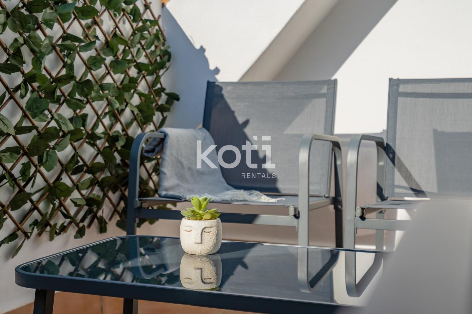 פואנגירולה Koti Rentals - Sandy Beach Apartment מראה חיצוני תמונה